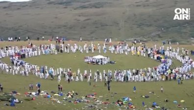 Последователите на Дънов посрещнаха Божествената нова година