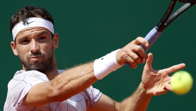 Непоклатим Медведев спря полета на Григор във Виена