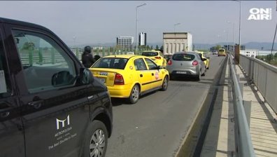 Тежка катастрофа край Казичене отне живота на мъж и вкара сина му в болница