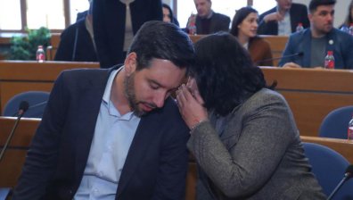 СОС остава без председател, Борис Бонев отново отива на балотаж