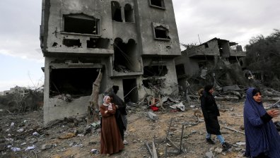 95-ма палестинци са убити при израелски удари