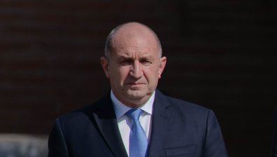 Румен Радев ще посети Германия, ще участва в откриването на нов военен завод