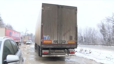 Обвинение за беларуския тираджия, пребил полицай у нас
