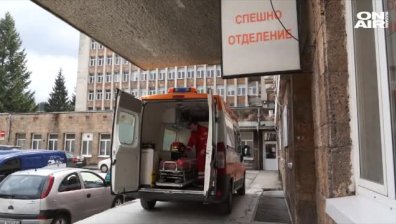 Кола блъсна ученик в Смолян