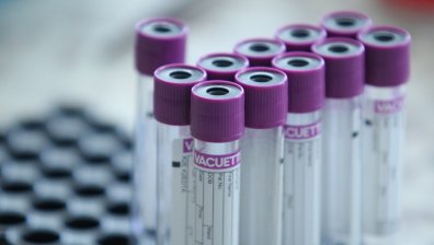 САЩ поръчват 100 млн. дози ваксина срещу коронавируса