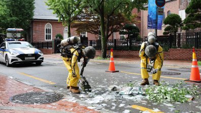 Севернокорейски балони с боклук объркаха въздушното движение на Южна Корея