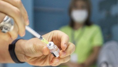 Трима починали с Ковид-19 и 35 ваксинирани за деня