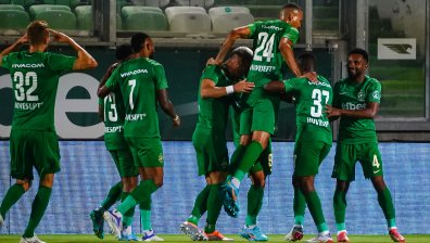 "Лудогорец" смачка "Шамрок" с 3:0, Сотириу с два гола