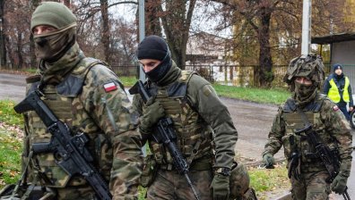 Руската инвазия в Украйна доведе до рекорден брой поляци, желаещи да влязат в армията