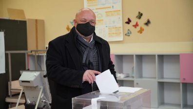 Кралев: Гласувах за това да продължим да градим доброто на страната
