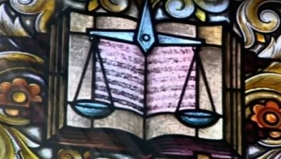 Обвиниха бившия областен управител на София за сключване на неизгодни сделки