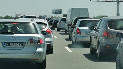 Тапи на АМ "Тракия" заради серия катастрофи