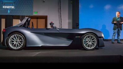 Първият български спортен е-автомобил с мощност от 644 конски сили