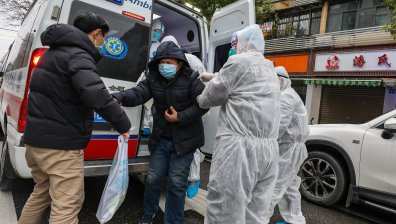 Китай не може да овладее вируса: Над 80 жертви и 3000 заболели!