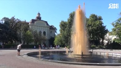 Диетична напитка бликна от фонтан в Пловдив 