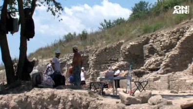 Всеки ден се откриват нови находки в античния град Хераклея Синтика
