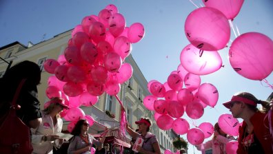 Стартират кампаниите за борба с рака на гърдата