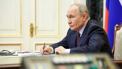 Путин пред законодателите: Трудностите са временни, Русия е вечна