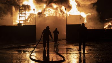 Експлозии и пожар в руска рафинерия след украинска атака с дрон