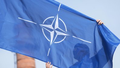 НАТО вдигна изтребители заради дрон над Латвия