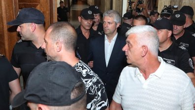 Знакови лица присъстват на заседанието по делото срещу Благомир Коцев (СНИМКИ)