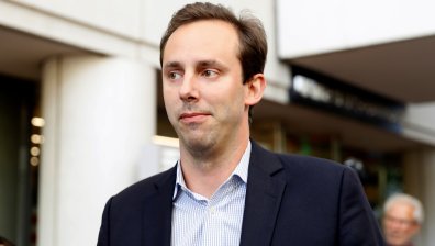 Обвиниха бивш инженер на Google в кражба на търговски тайни