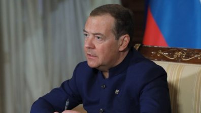 Медведев плаши с ракети: Решението за ареста на Путин ще има чудовищни последици