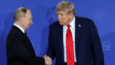 Тръмп ще говори "много скоро" с Путин за чумата в Русия