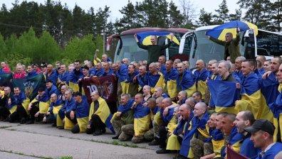 Русия и Украйна продължават с голямата размяна на военнопленници