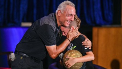 Стоичков бе специален гост на младежкия форум "Достойни за България"