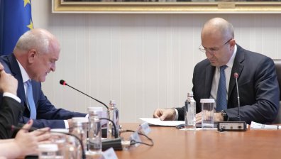 Държавен вестник публикува указа за назначаването на Главчев за външен министър