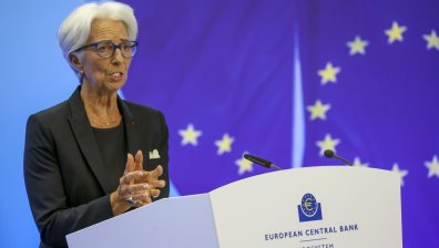 ЕЦБ инжектира милиарди в силно задлъжнели страни, за да ги предпази