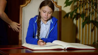 Путин за Тунберг: Никой не ѝ е обяснил, че съвременният свят е сложен