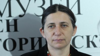 Дъщерята на Желю Желев изригна срещу Радев: Маските падат