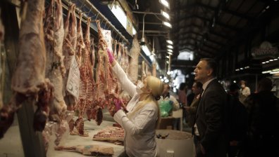 Скъп живот: 61% от домакинствата в Гърция не могат да изкарат до заплата