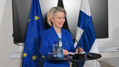 Урсула фон дер Лайен ще бъде на посещение в Румъния днес