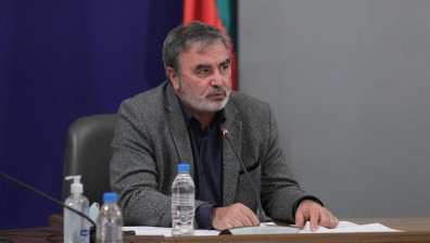Здравните власти и МВР ще проверяват курорти и гранични пунктове за Ковид мерки