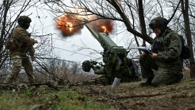 Русия е подложена на масирана атака с дронове и ракети
