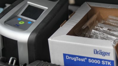 Пращат на съд шофьор, хванат два пъти за ден да шофира дрогиран с 3 вида наркотик