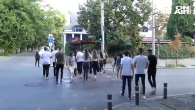 Няма да затварят училищата в София, Стара Загора и Русе заради Ковид-19 