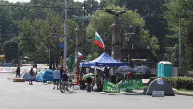 Парализираният център на София