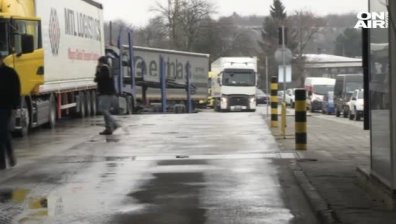 Заловиха над 100 килограма хероин в български ТИР на ГКПП "Капъкуле"