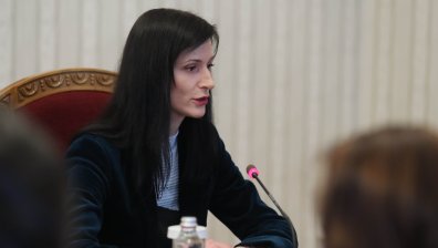 Мария Габриел ще внесе отказ от номинацията за премиер и кабинет