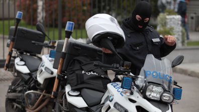 Хванаха дрогиран моторист в Банкя, грозят го 3 години затвор