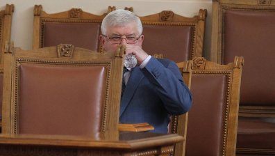 НС наложи мораториум върху решенията на кабинета "Борисов 3"