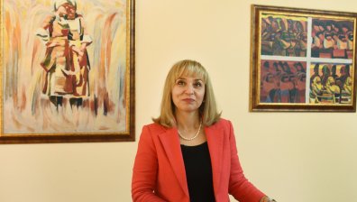 Омбудсманът: Бедността не бива да е основание за извеждане на дете от семейство