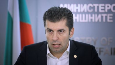 Петков: Викаме си посланика в Москва за консултации, Русия да привика Митрофанова