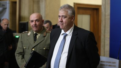 Шефът на "Пирогов" с гневен пост: Спазвайте 3-те Д, иначе яко ще се мре!