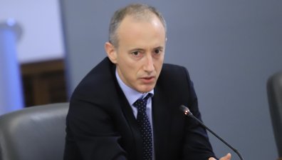 Вълчев: Учебната година ще приключи присъствено за всички ученици