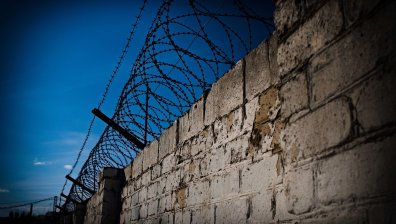 Българин получи 8 седмици затвор заради нарушаване на карантина